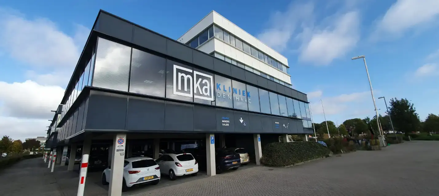 Mka kliniek gevelreclame
